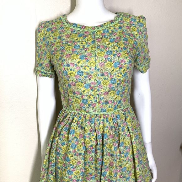 Vintage 50s Home Made Floral Seersucker Day Dress Modern Sz 2 Short Sleeve Knee - Picture 2 of 8